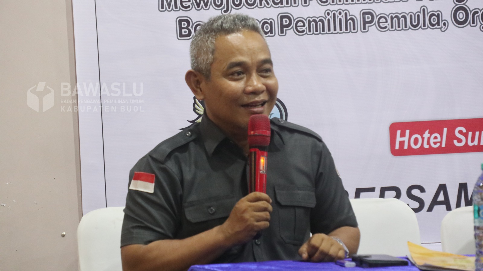 Ketua Bawaslu Kabupaten Buol, Koordinator Divisi Sumber Daya Manusia, Organisasi, Pendidikan dan Pelatihan, Data Informasi (SDMO, Diklat dan Datin), Karianto.