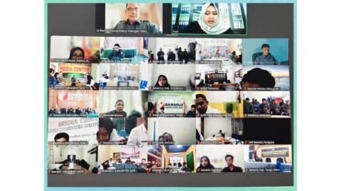 Tangkapan Layar pelaksanaan Rapat Koordinasi Persiapan Penyusunan Pemutakhiran Data Pemilih Berkelanjutan (PDPB) dengan menghadirkan seluruh jajaran Bawaslu Provinsi dan Kabupaten/Kota se-Indonesia melalui zoom, Senin (16/6/2025).