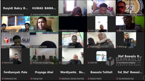 Tangkapan layar Tangkapan layar kegiatan rapat koordinasi persiapan penyusunan Daftar Inventarisasi Masalah (DIM) pasca Putusan Mahkamah Konstitusi (MK) yang diselenggarakan secara daring oleh Bawaslu Provinsi Sulawesi Tengah, dan diikuti oleh Bawaslu Kabupaten/Kota se- SultengSenin (21/7).