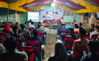 Suasana acara tasyakuran yang berlangsung khidmat dan penuh kekeluargaan di Kantor Bawaslu Buol pada Selasa (15/4/2025).